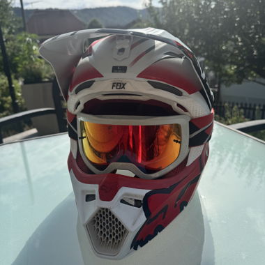 Casque moto Fox V3
