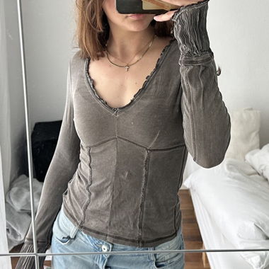 Brown longesleeve