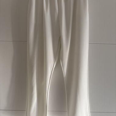 Weisse weite Hose