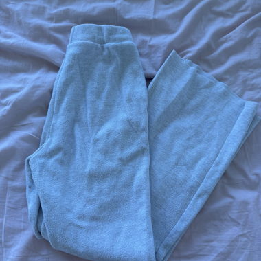 Pantalon en tissu crème Zara