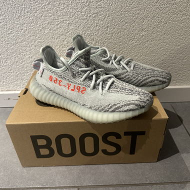 adidas Yeezy Boost 350 V2 Blue Tint 39 1/3