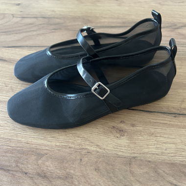 Ballerines Mary Jane noires de H&M // Taille UE 38
