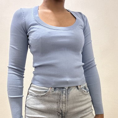 Light blue ribbed longsleeve with square neckline
