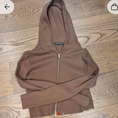 Pull court zippé Brandy Melville
