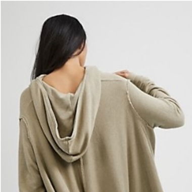 Olivegrüner Pulli