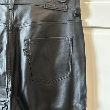 Levi’s en cuir taille 26 