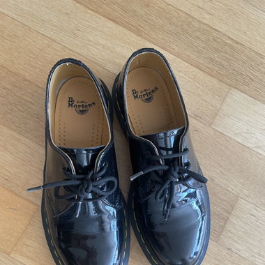 Dr. Martens Schuhe