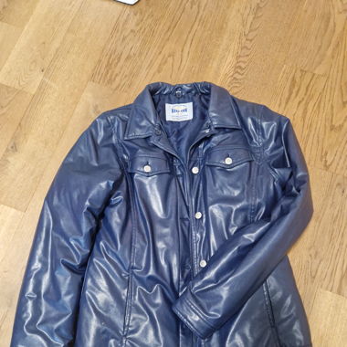 blaue Jacke 176