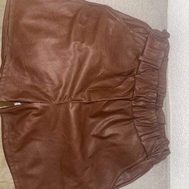 Short Marrom 