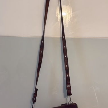 Ledertasche mit Schulterriemen