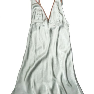 Robe de chambre en satin argentée/bleu clair