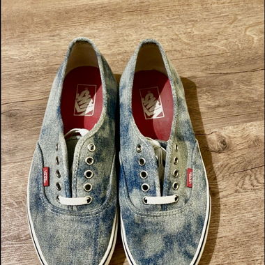 Vans Authentic washed denim