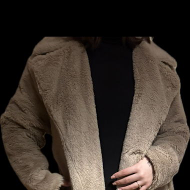 Manteau fausse fourrure PrettyLittleThing