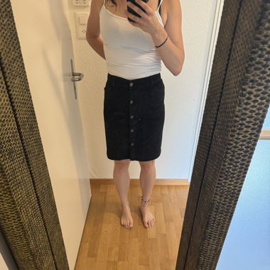 Black corduroy skirt for every season