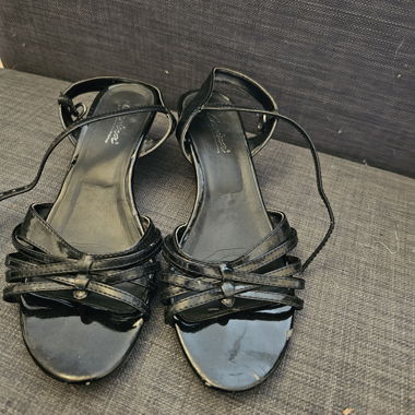 Sandales à plateforme compensée noires