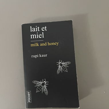 Latte e miele, Rupi Kaur