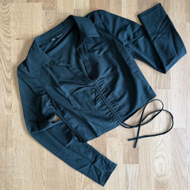 ZARA - langarm Crop Top EUR S