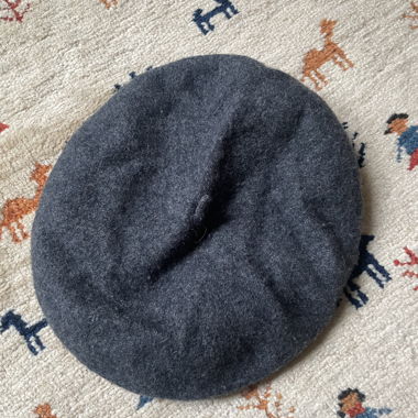 Béret gris 