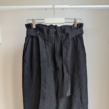 Pantalon noir taille haute tissu côtelé 