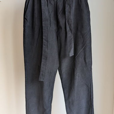 Pantalon noir taille haute tissu côtelé 