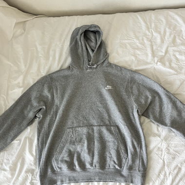 Grauer Nike hoodie