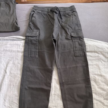 Cargo enfant H&M 158cm  12/13y