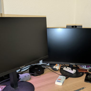 2x Targus 24" Monitors (FullHD) – Top condition!