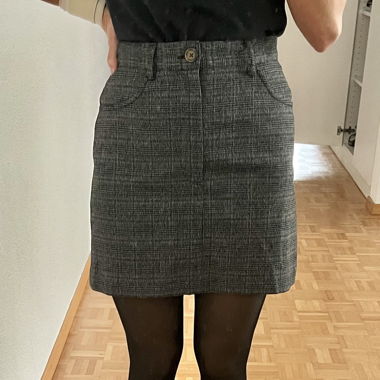 Mini Skirt Grey Checker Pattern