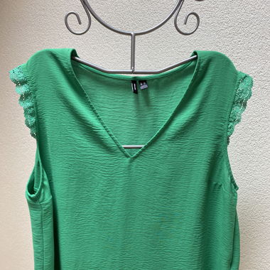 Blouse à dentelle 