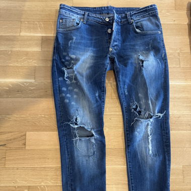 Jean's Dsquared 2