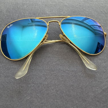 Ray-Ban Aviator Sunglasses