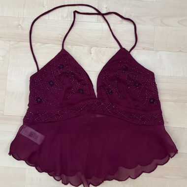Besticktes Top in Bordeaux