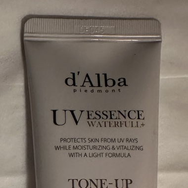 d’Alba - Waterfull Tone-Up Sun Cream