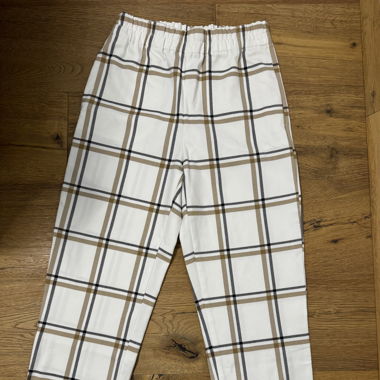 Karierte 3/4 Stoffhose Zara