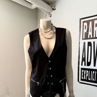 KILLSTAR sleeveless vest