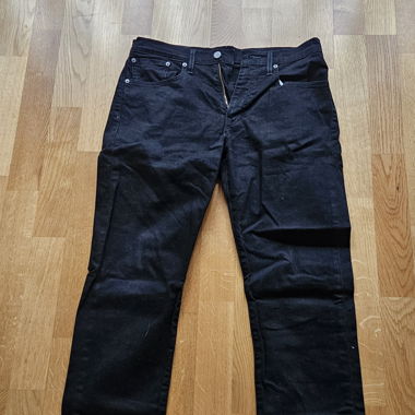 Levi's schwarze Jeans W31 L32