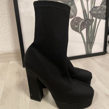 Bottines noires à plateforme