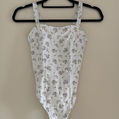 Body bianco floreale