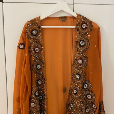 Bestickter Kimono 