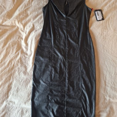 Black sheath dress with zipper