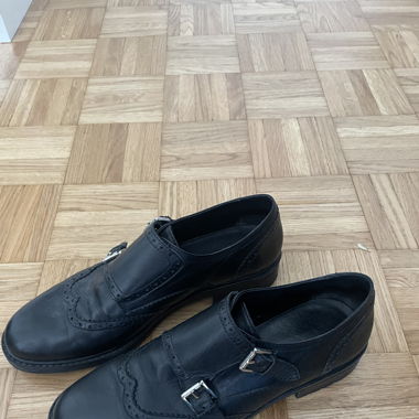 Derbys Minelli