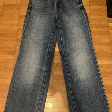 Stradivarius Wide-Leg Jeans