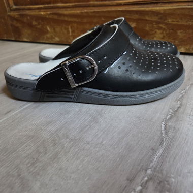 Pantoufles noire taille 39