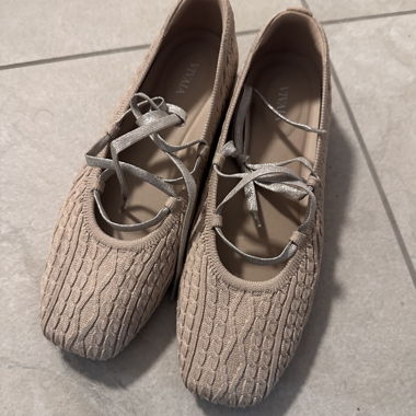 Ballerines avec motif tressé