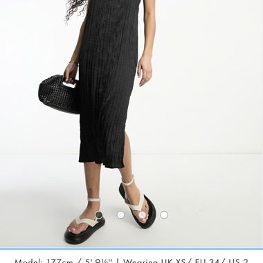 Robe midi en satin à fines brides Monki