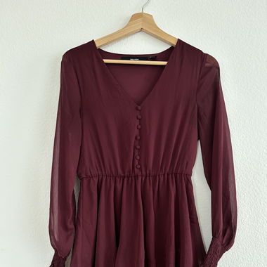 Rüschenkleid