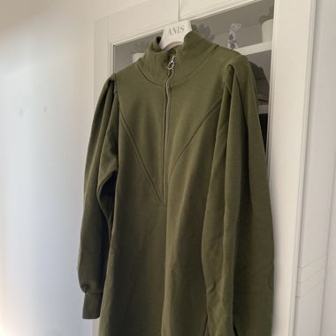 Pulli Knielang 