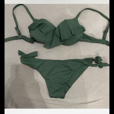 Gruener Bikini von Calzedonia, ungetragen!