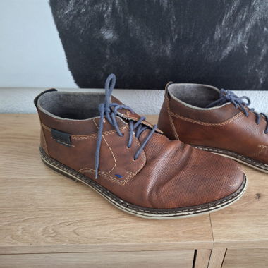 Schuh von Rieker