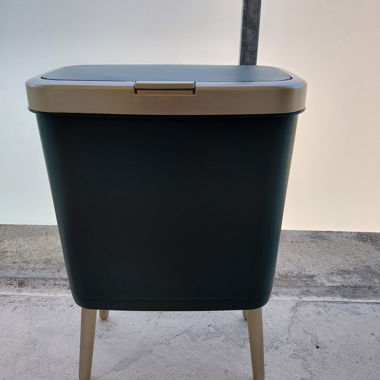 Design-Müelleimer mit Deckel